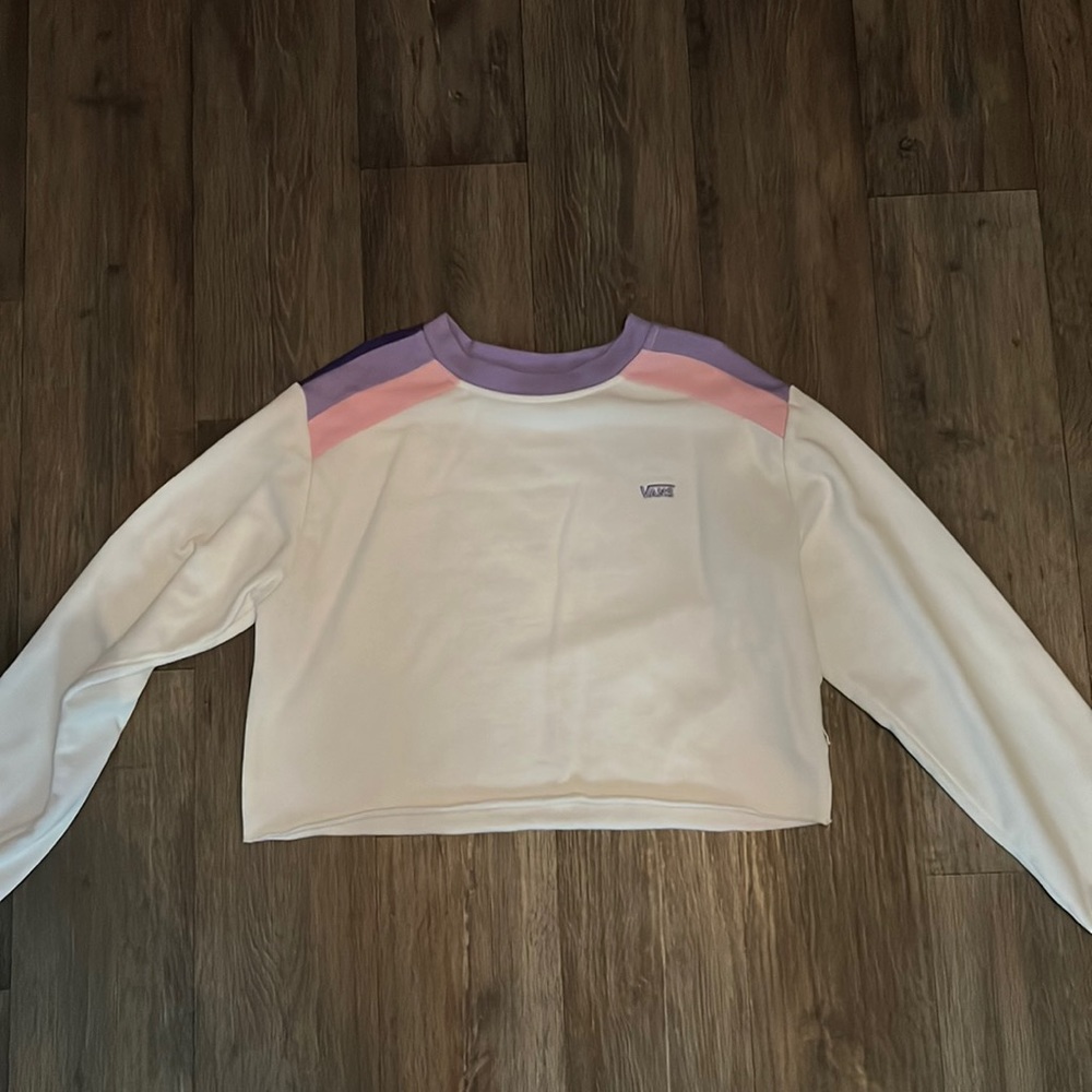 Vans Cropped Crewneck.